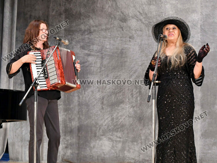 Започва  конкурсът за старата градска песен „С песните на Ари”