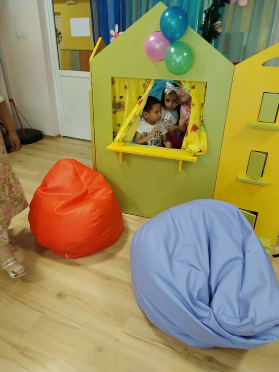 Празник с тема "Вълшебен и приказен детски свят" в Център за ранно детско развитие-Асеновград