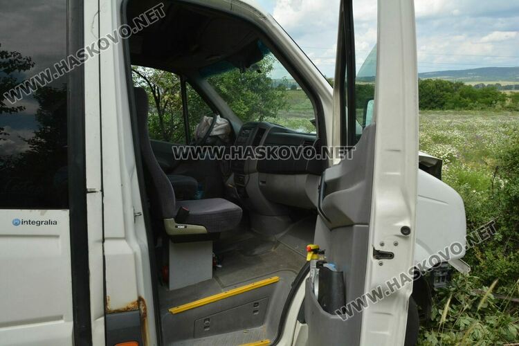 Шофьор на автобус почина зад волана, петима са ранени