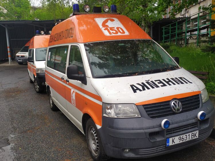 71-годишна жена пострада, блъсна я 72-годишен при маневра на заден ход