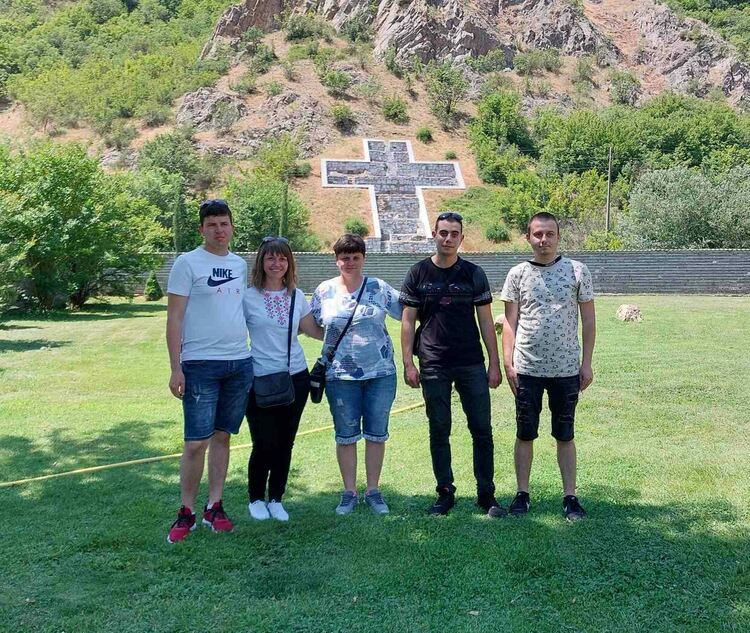 Работещите в "Искра" бяха на екскурзия в югозападна България