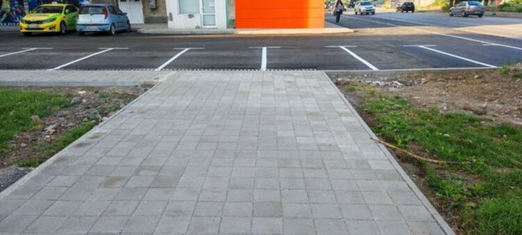 Нови места за паркиране на автомобили са изградени при бл. 59 и бл.61 в кв. &bdquo;Димова махала&ldquo;