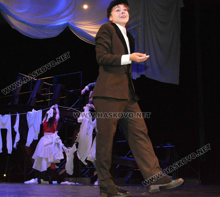 Презареждане: „Дванайсета нощ“ на Хасковска сцена