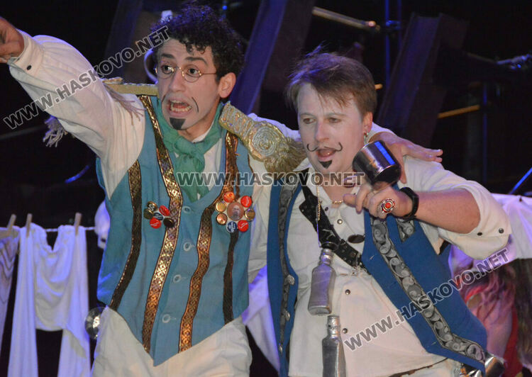 Презареждане: „Дванайсета нощ“ на Хасковска сцена