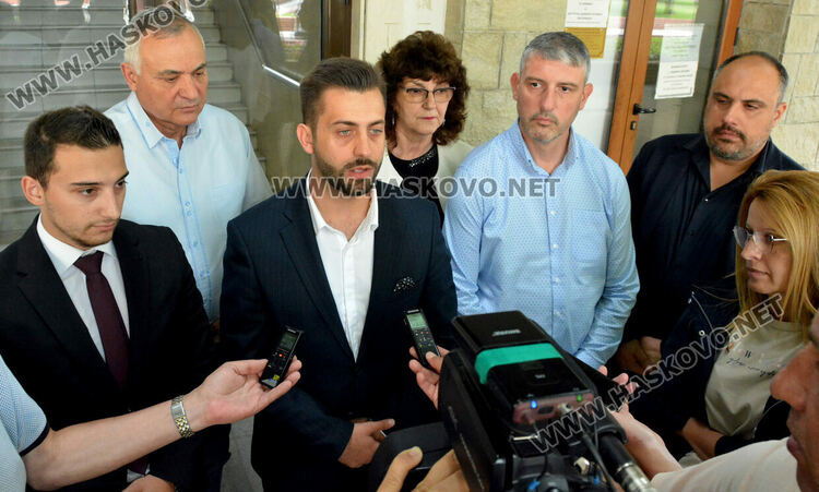 Съветниците от БСП поискаха оставката на председателя на Местния парламент Таня Захариева