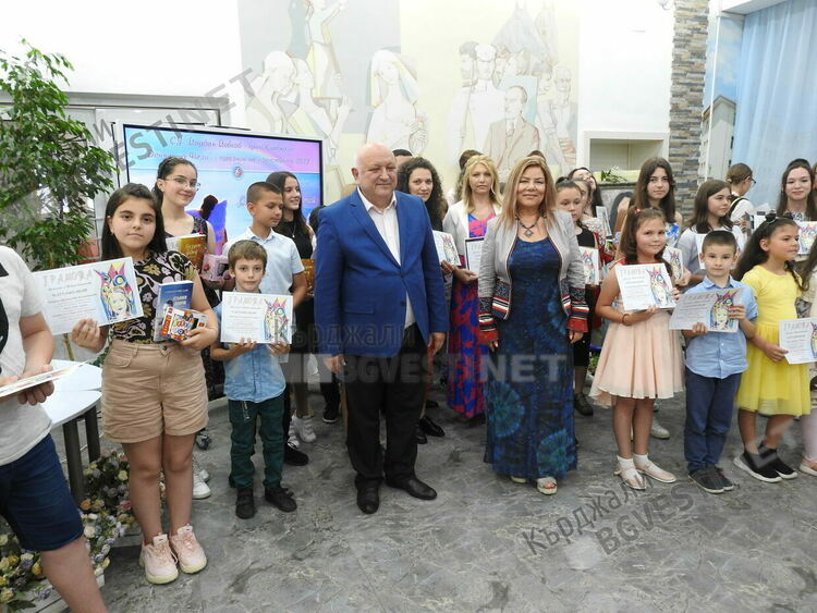 „Денят на Нели”-още един празник на доброто, за който младата поетеса мечтаеше