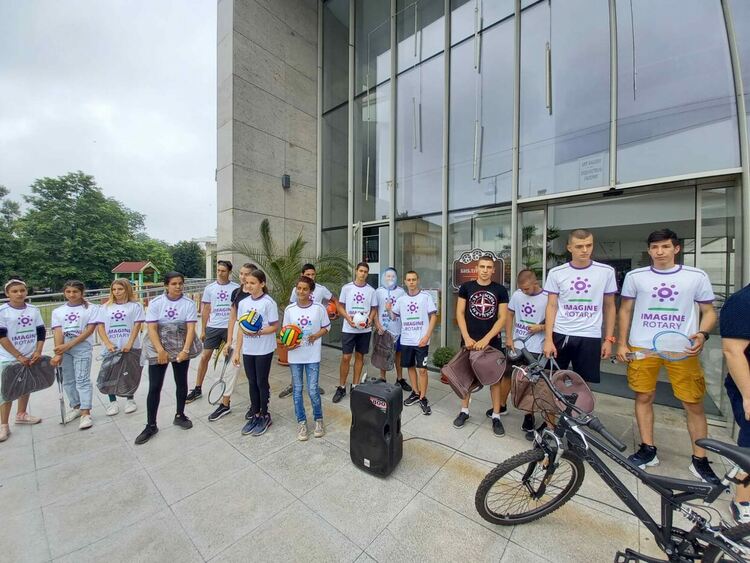 150 деца се включиха в лекоатлетически крос