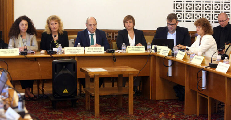 Увеличението на пенсиите гласувано в комисията, без подкрепа от ДПС