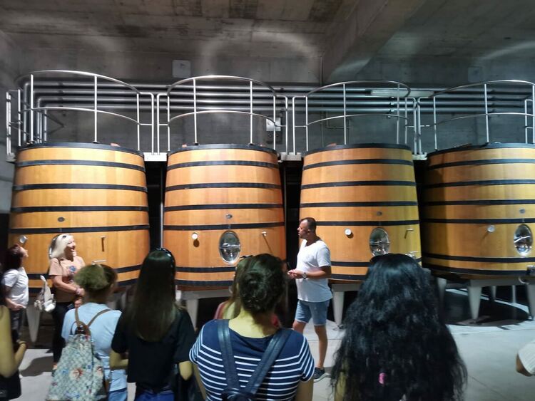 Гимназията по туризъм демонстрира иновативни уроци пред гости от три училища