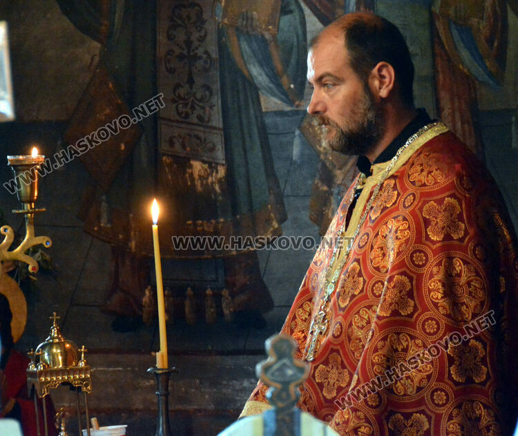 Свети Дух отбелязват миряните в с. Гарваново