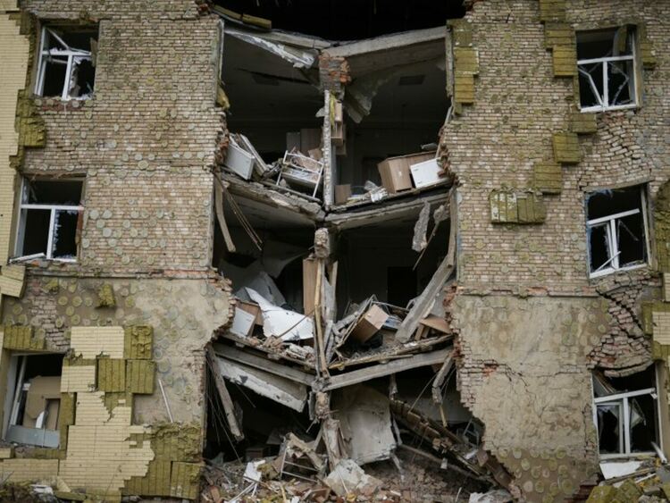 Руснаците взривиха мост до Севродонецк