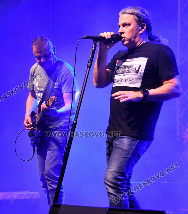 Министър Атанасов: От Хасково започна любовната ми афера с театъра, която ще продължи докато съм жив