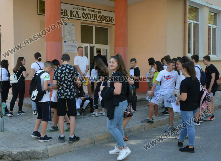 Над 3500 ученици от 7 и 10 клас на националния изпит по български език