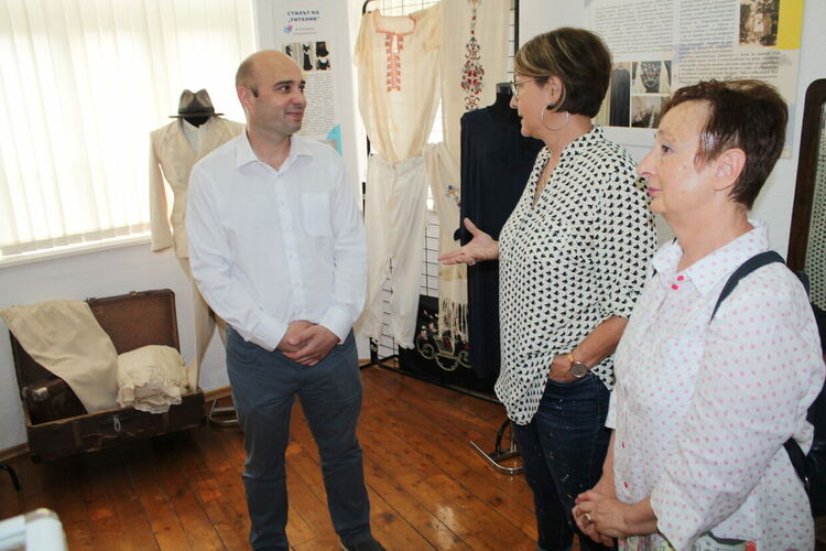 Експозиция в музея на Свиленград разказва историята на коприната