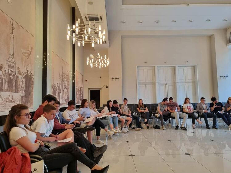 Общински ученически парламент - Димитровград с участие в Националната среща на младежките парламенти и съвети