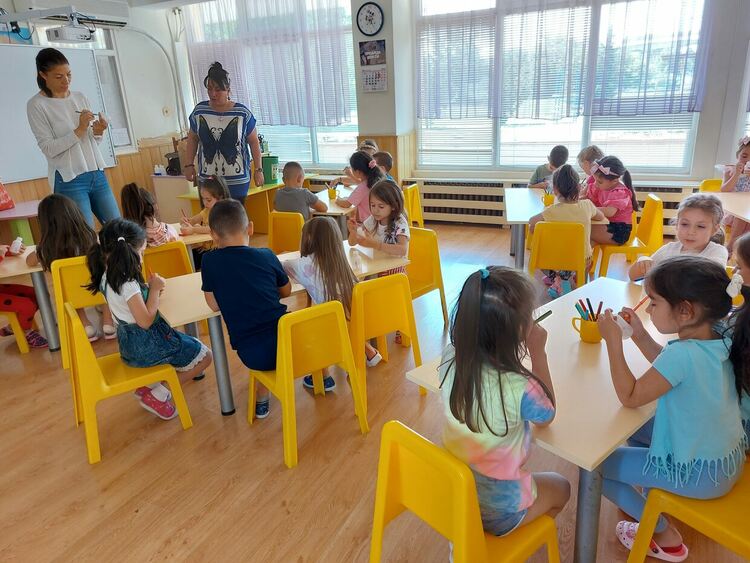 Община Първомай и "Булекопак" организираха творческа  работилница за деца