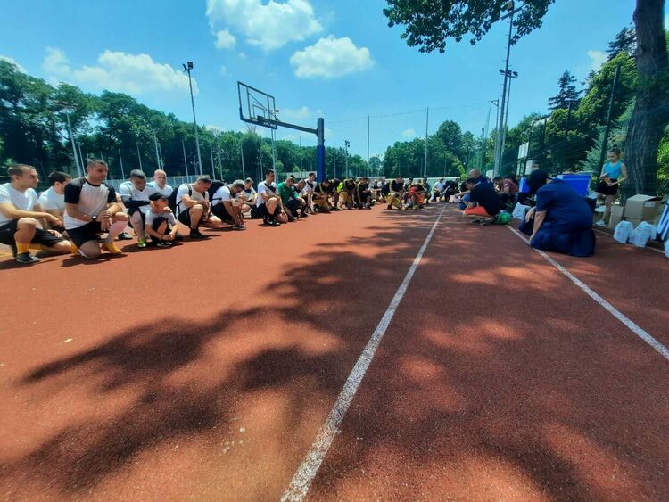 Служители на РУ - Първомай участваха в благотворителна кампания