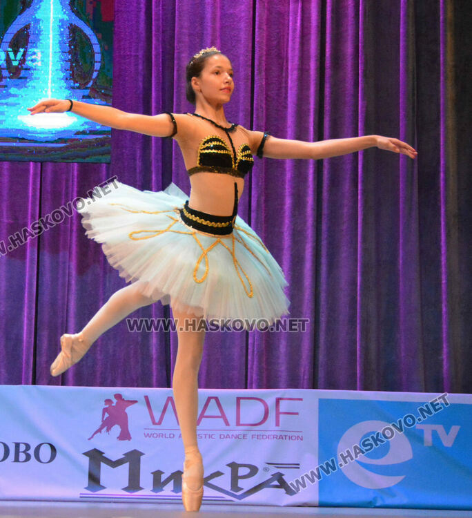 Танцово вълшебство на три сцени в Хасково