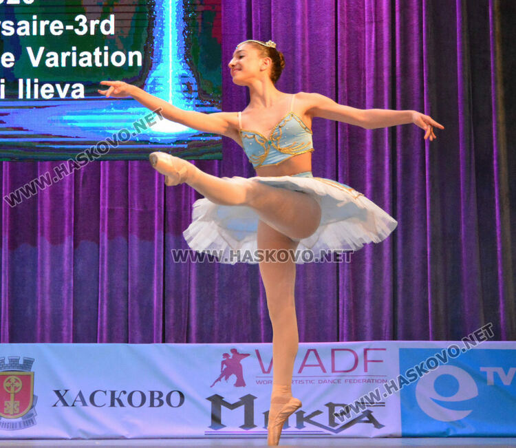 Танцово вълшебство на три сцени в Хасково