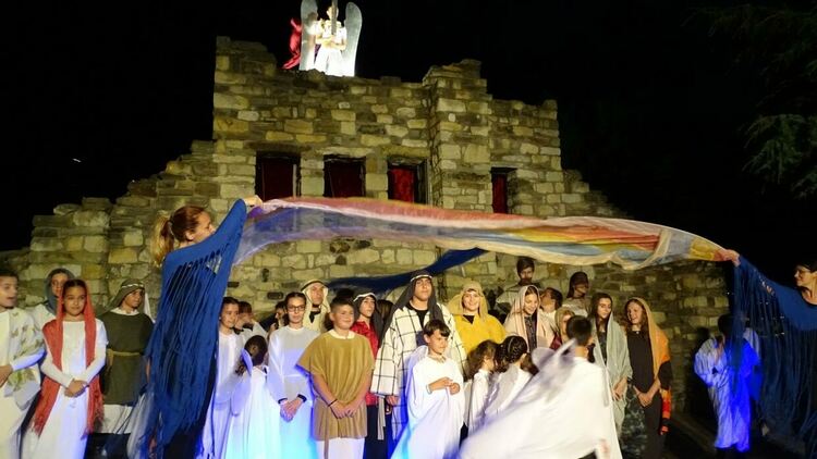 Посрещаме Еньовден с постановката "Моисей" на Неделното училище в Кърджали