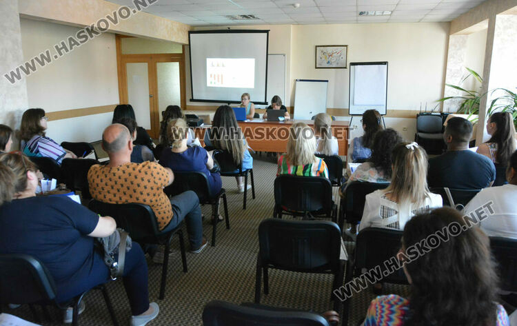 Проучване: 9 от 10 души в риск от бедност изпитват материални лишения