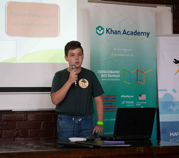 Стилиян Язаджиев от Хасково грабна наградата на публиката в националния фестивал &bdquo;Младите &ndash; за Земята&ldquo;