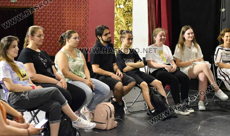 Ханес Оли Агустсон за това да си актьор: Без огън, талантът няма да те заведе до никъде