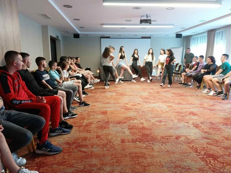 "Школа на приятелството" между Кърджали и Златоград