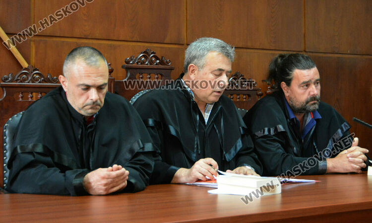 Съдебният състав