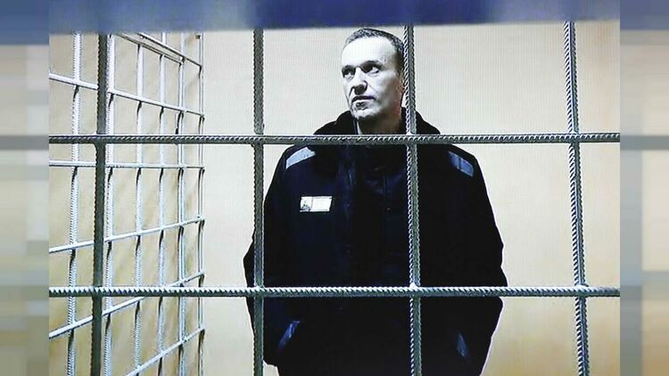 Навални е в отделение с осъдени за убийство