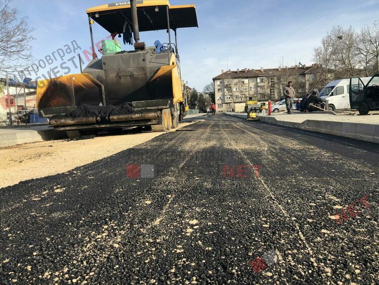 Община Димитровград е открила процедура за рехабилитацията на 4 улици