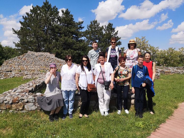 СУ "Св.св. Кирил и Методий" си сътрудничи с училища от страната по НП "Иновации в действие"