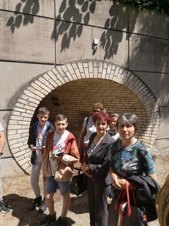 СУ "Св.св. Кирил и Методий" си сътрудничи с училища от страната по НП "Иновации в действие"