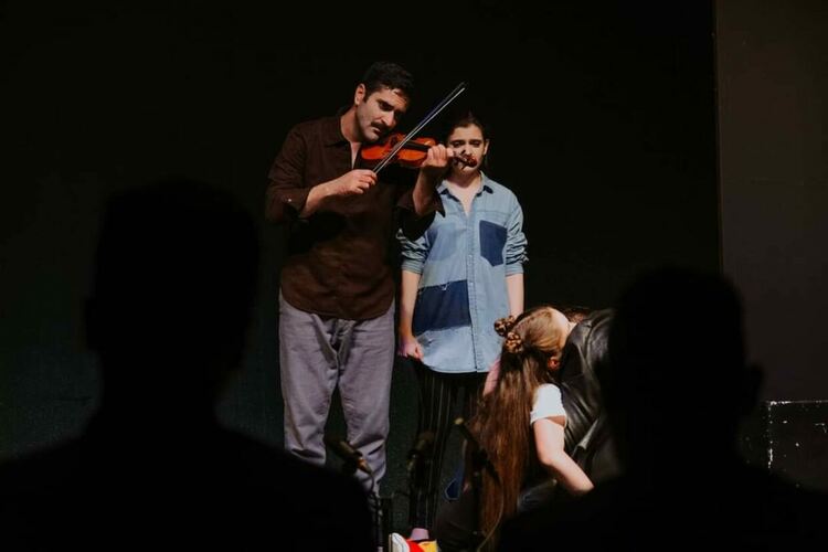 Актьори от Хасково закриват фестивала "Сцена на края на града" 