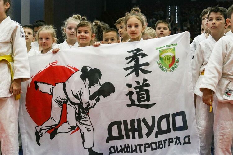Малките джудистки на Димитровград с най-много медали от "Марица опън джуниър"