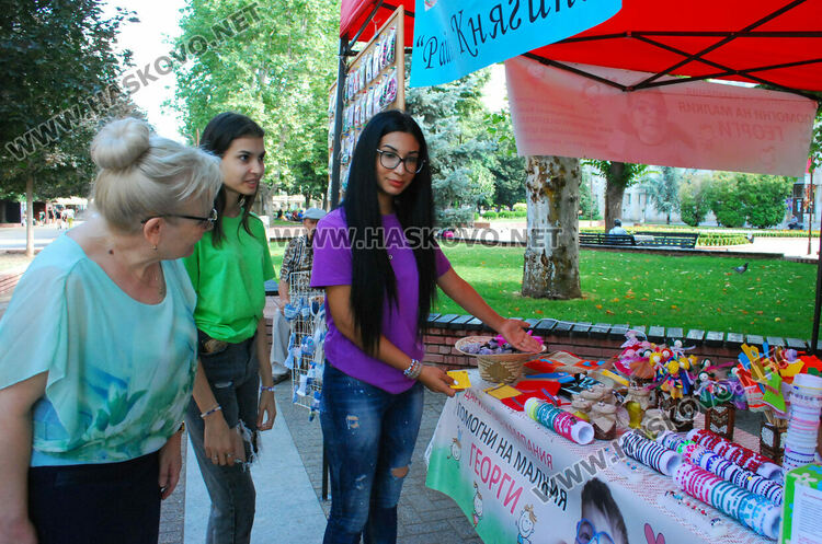 Прически, лак, грим и базар в Хасково в подкрепа лечението на Гого