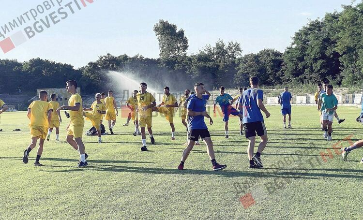 ФК Димитровград 1947 стартира новия сезон с нов треньор