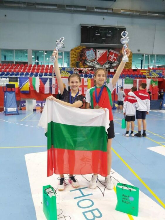 Състезателите на КФВС ,,Атлет” се завърнаха с медали от Нови Сад