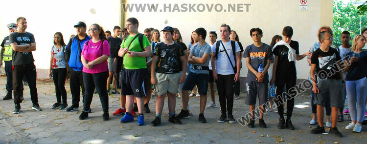 КАТ и рокери с демонстрация пред гимназисти и лекция за безопасност на пътя