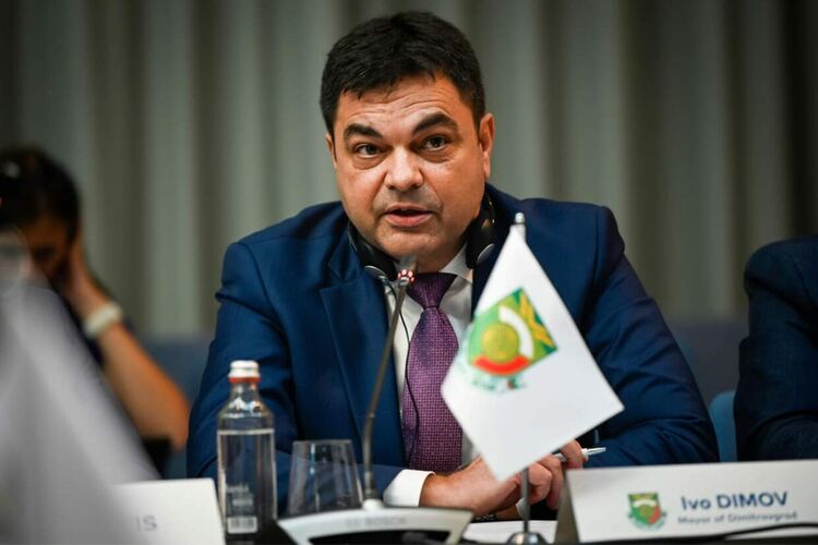 Димитровград е пълноправен член на Мрежата на балканските градове В40