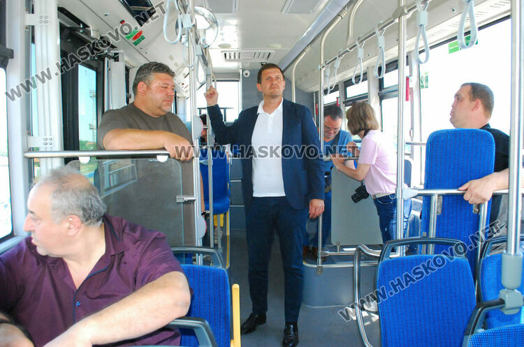 До месец пускат 5 нови електробуса в Хасково, билетът ще е 1 лев