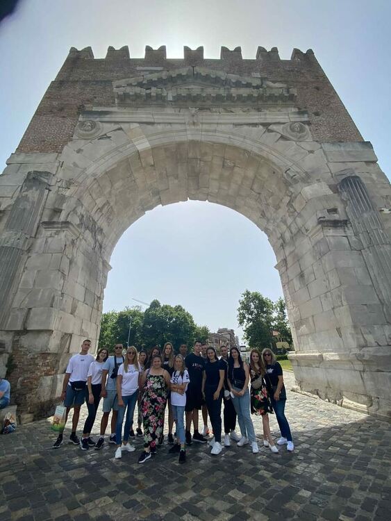 Ученици от Гимназията по туризъм на практика на Адриатическото крайбрежие