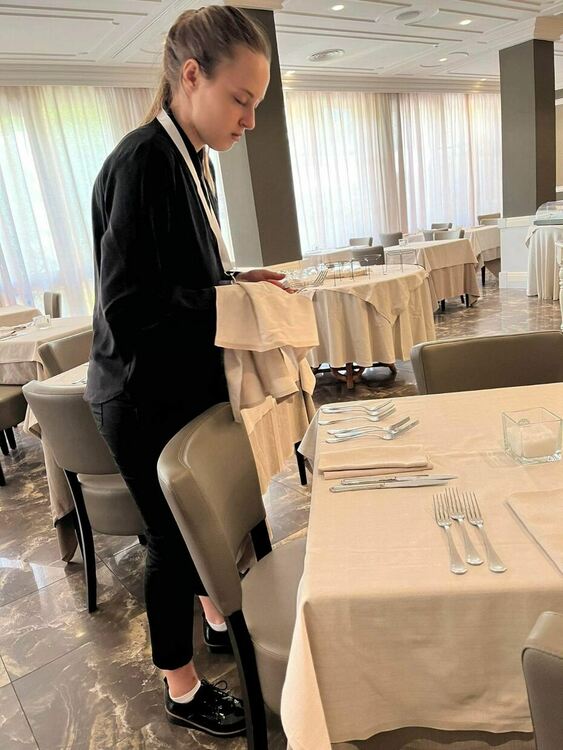 Ученици от Гимназията по туризъм на практика на Адриатическото крайбрежие