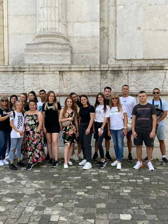 Ученици от Гимназията по туризъм на практика на Адриатическото крайбрежие