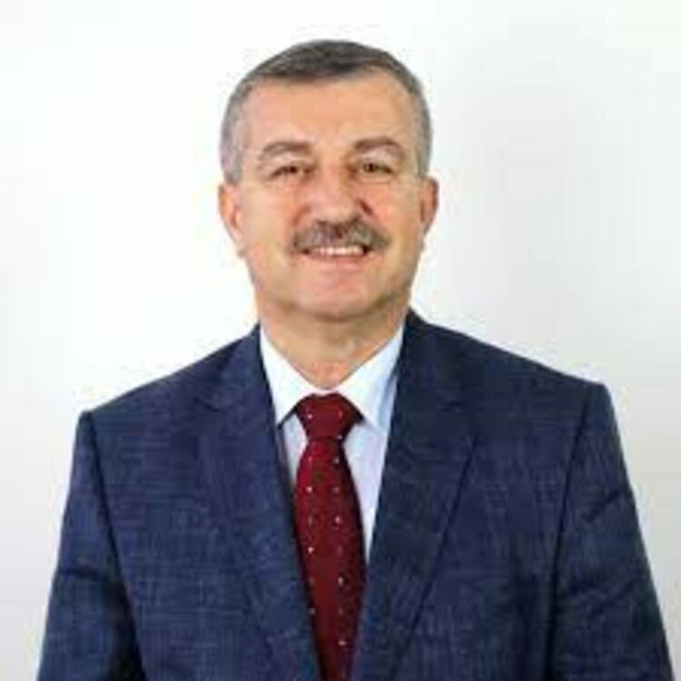 проф.Емин Балкан