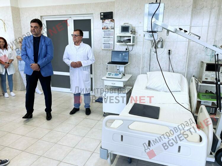 Болницата в Димитровград вече разполага с мобилен дигитален рентген, последно поколение