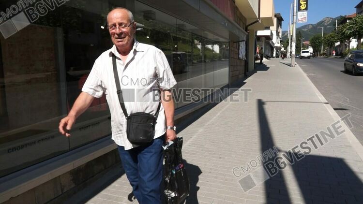 В знак на протест смолянчанин плати сметката си към мобилен оператор с жълти стотинки /галерия/