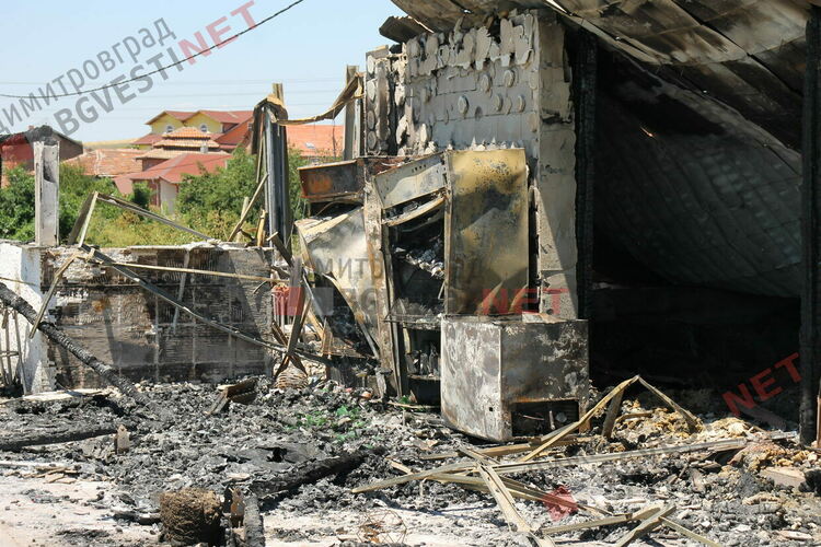 Изгоря новооткрит комплекс в димитровградския квартал Изток