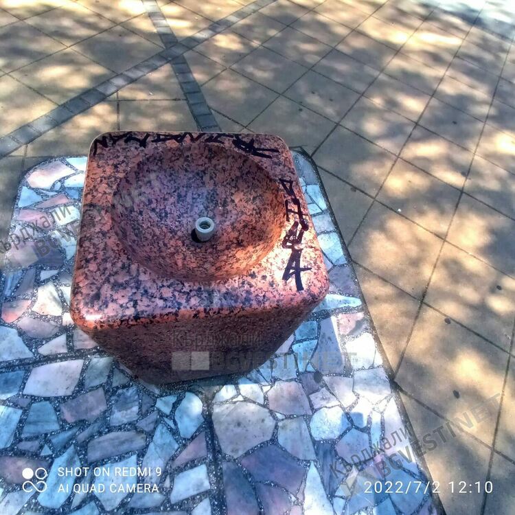 33 градуса днес на сянка,чешмите в града –запечатани