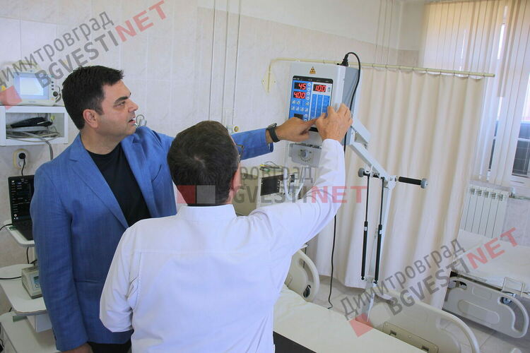 Болницата в Димитровград вече разполага с мобилен дигитален рентген, последно поколение